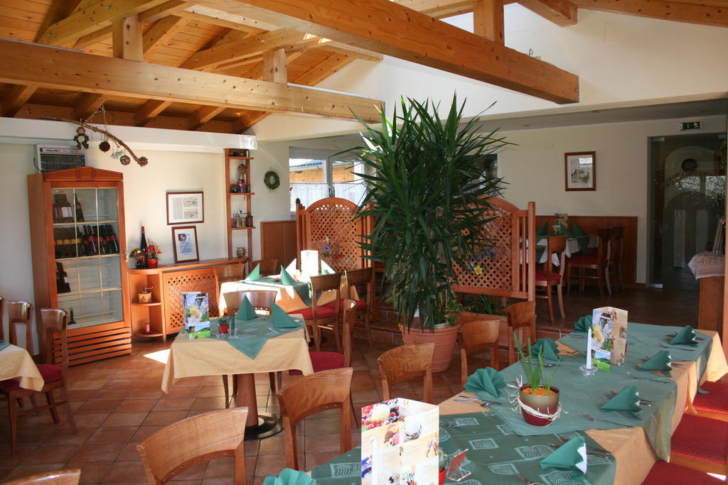 Gasthof Zum Kramer Gurk Екстер'єр фото